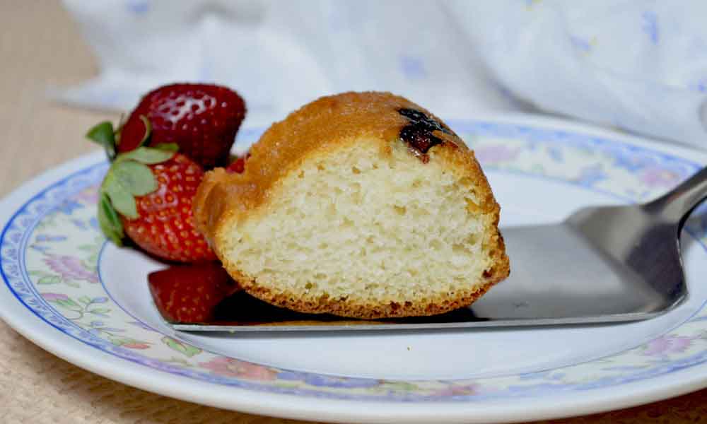 Yeasted-Lemon-Cake-Slice yeasted lemon cake slice