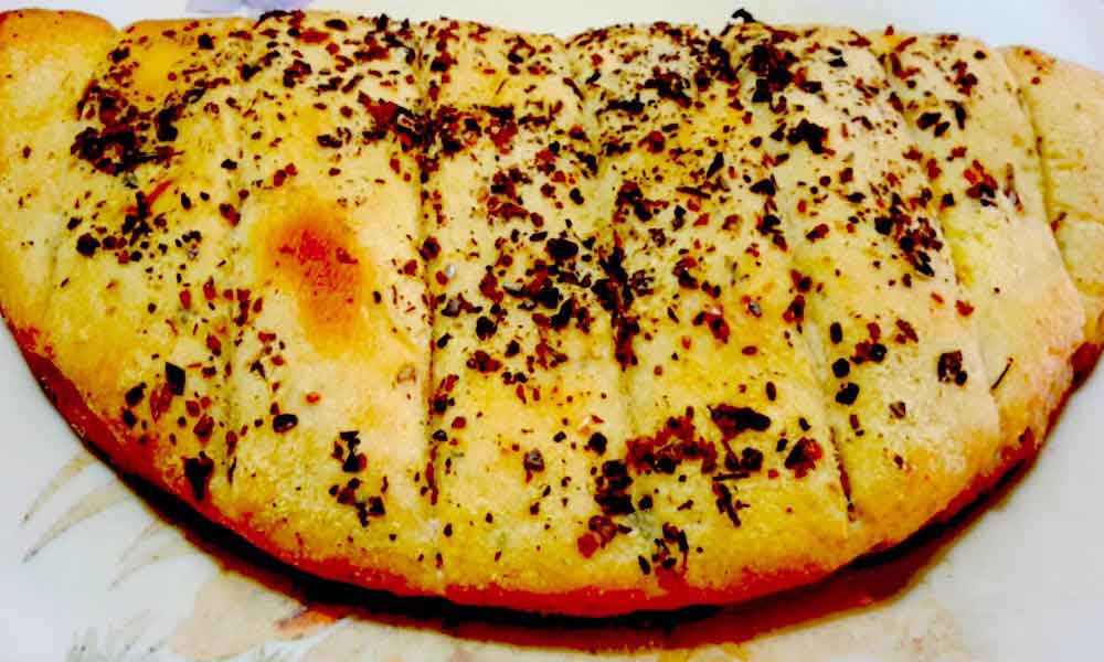 Cheese-Garlic-Bread-After-Bake cheese garlic bread after bake