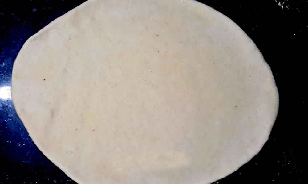 Cheese-Pizza-Roll-Dough-Sheet cheese pizza roll dough sheet